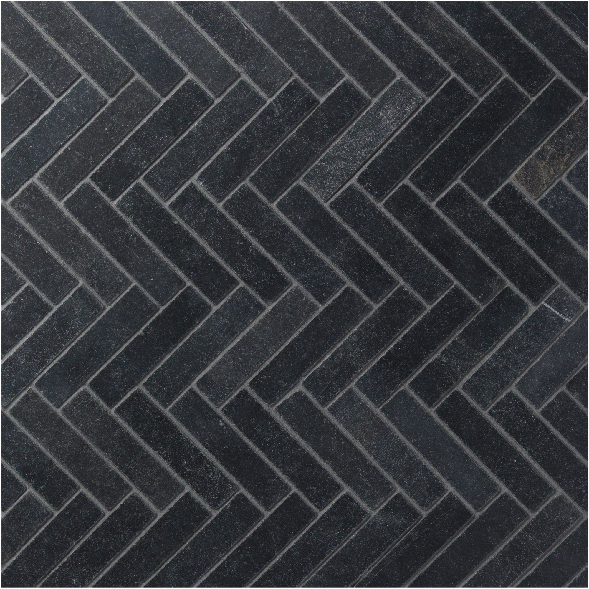 Pierre Sud Herringbone Mosaic 1x4 Noir Tumbled
